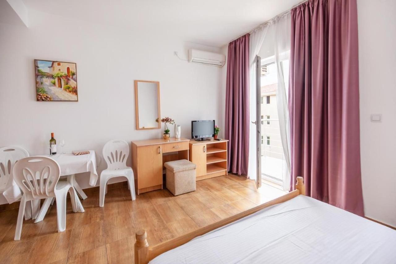 Apartmani Franeta ブドヴァ エクステリア 写真